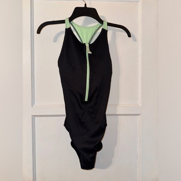 Fabletics Zip front racerback one piece Small - Picture 5 of 8